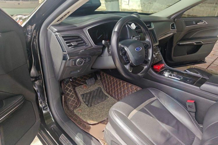 Used Ford Taurus 2015 EcoBoost 245 Luxury Model
