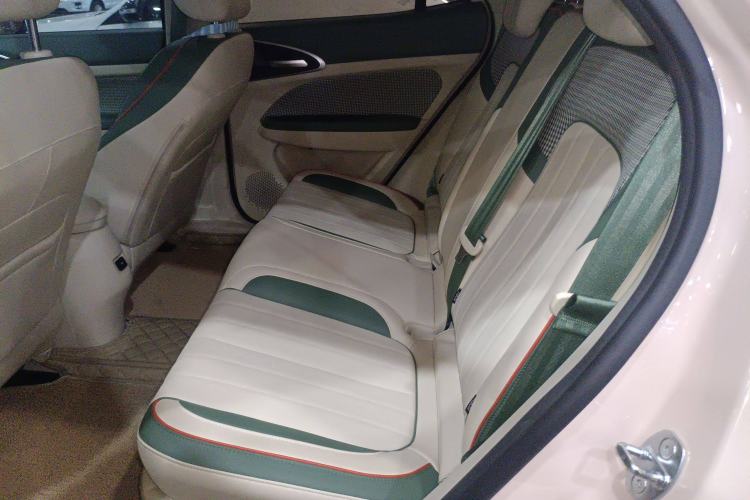 Used ORA Good Cat 2022 Morandi Edition 400km Standard Range Luxury Version Lithium Iron Phosphate