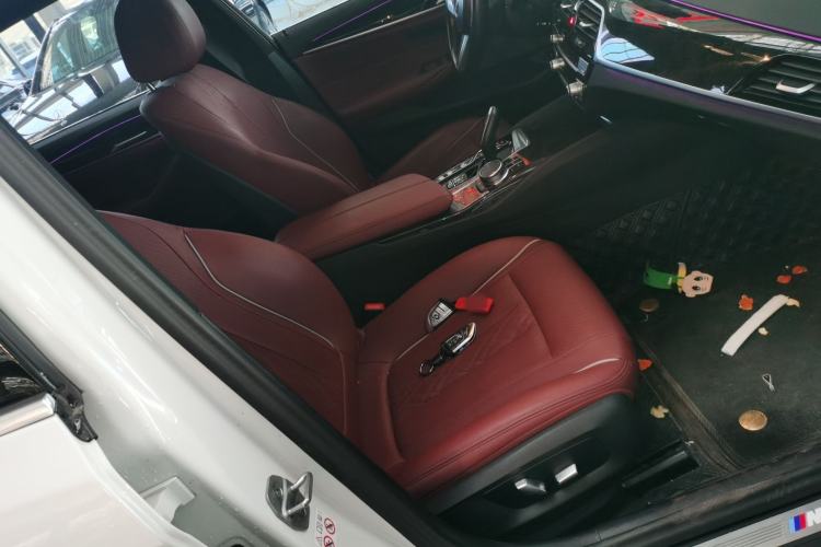 Used BMW 5 Series 2022 Second Facelift 525Li M Sport Package
