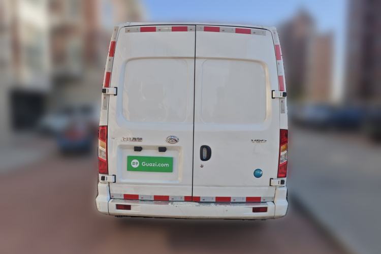 Used SAIC MAXUS Xintu V80 2019 2.0T Plus 6-Speed Manual Van Long Wheelbase Mid-Roof Design 2-3 Seater