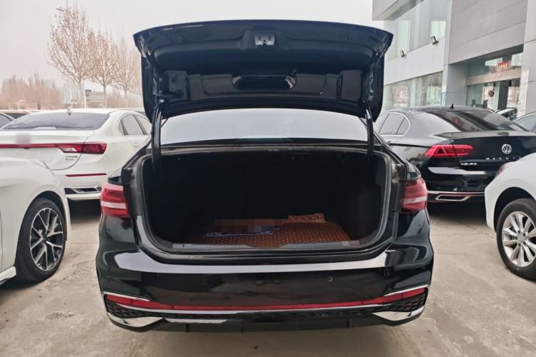 Used Volkswagen Lavida 2024 1.5L Automatic Starry Sky 5 Million Edition