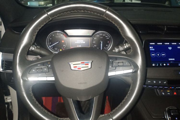 Used Cadillac XT4 2021 28T Two-Wheel Drive Luxury Version
