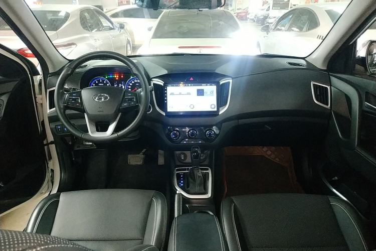 Used Hyundai ix25 2017 1.6L Automatic Smart Version
