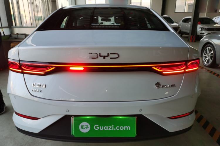 Used BYD Qin PLUS 2025 DM-i Smart Drive 55KM Leading Model
