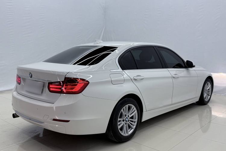 Used BMW 3 Series 2015 316Li Fashion Model
