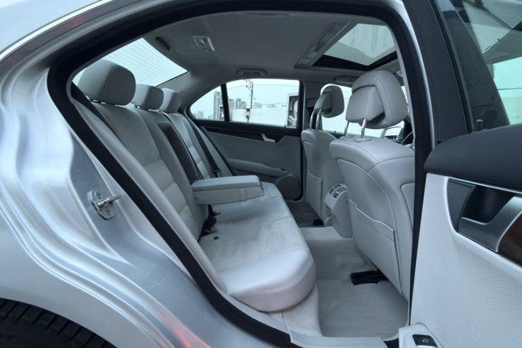 Used Mercedes-Benz C-Class 2013 C 260 Elegant Grand Edition
