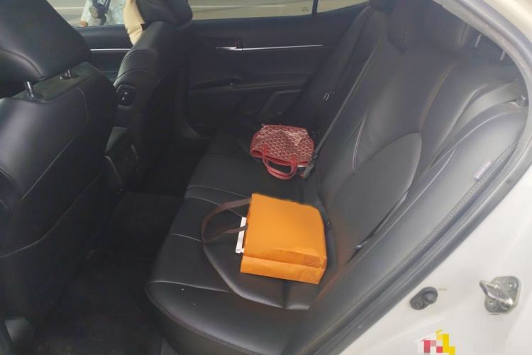 Used Toyota Camry 2018 2.5G Luxury Edition
