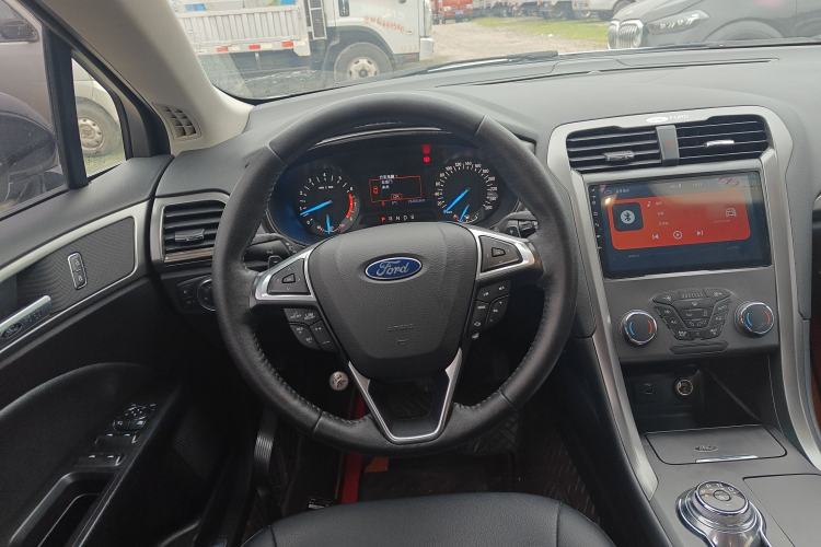 Used Ford Mondeo 2018 EcoBoost 180 Smart Control Fashion Model China VI Standard