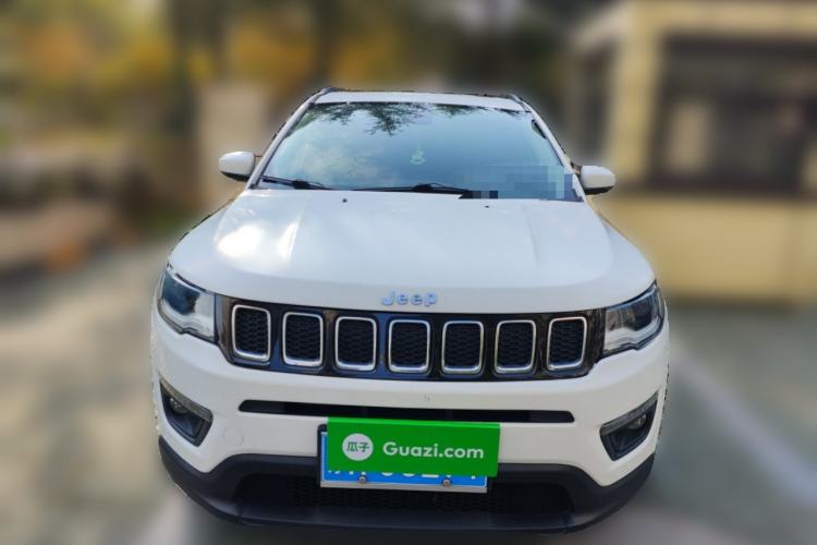 Used  Compass 2017 200T Automatic Family Edition
