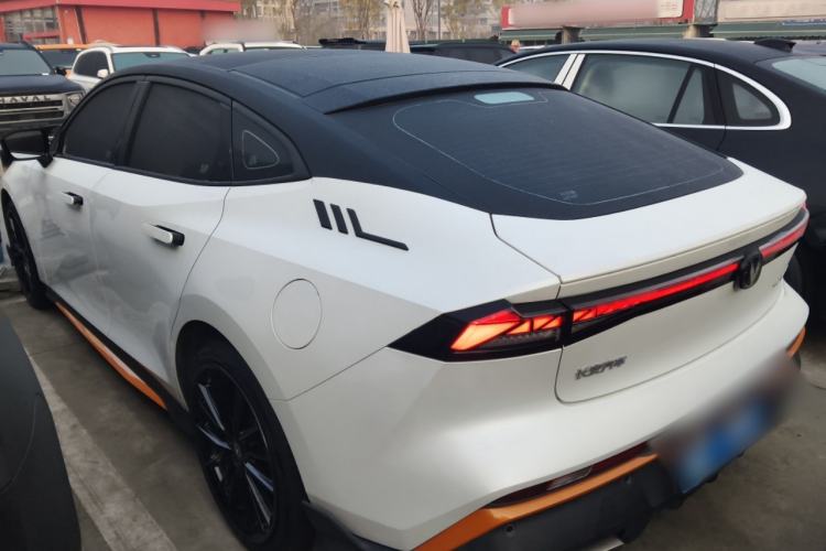 Used Changan UNI-V 2025 1.5T 500Bar Prestige Sporty Version
