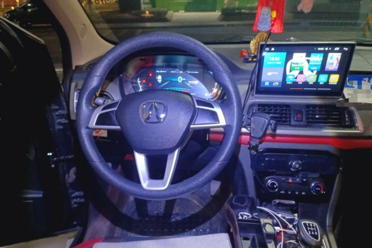 Used BAIC Weiwang M50F 2017 1.5L Standard Model
