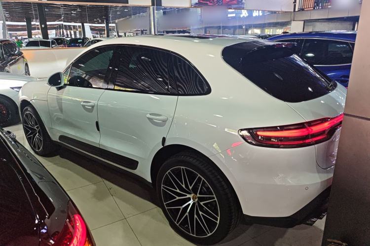 Used Porsche Macan 2024 Macan 2.0T