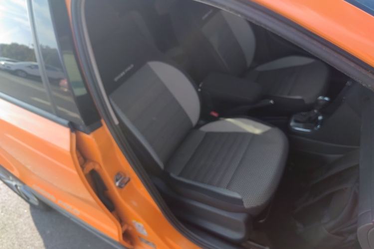 Used Volkswagen Polo 2012 1.6L Cross Polo Automatic Transmission