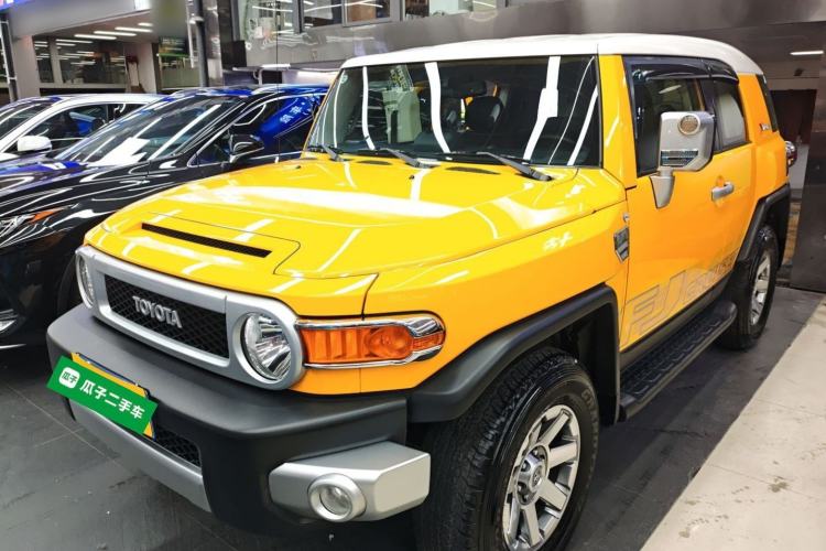 Used Toyota FJ Cruiser 2019 4.0L GX-R Dual Fuel System Twin Fuel Tanks Air Pump – Middle East