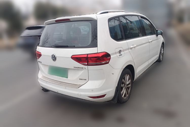 Used Volkswagen Touran 2016 Volkswagen Touran L 280TSI DSG Comfort Edition