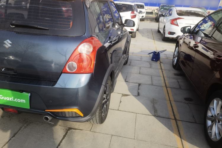 Used Suzuki Swift 2016 1.5L Automatic Fashionable Coolplay Edition
