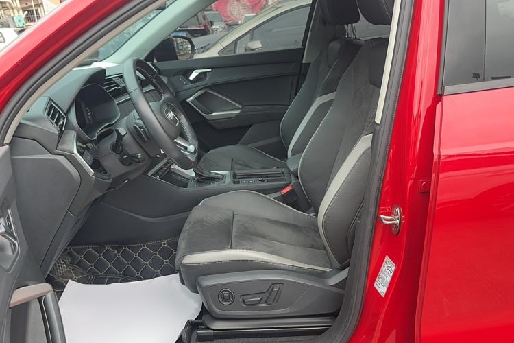 Used Audi Q3 2021 35 TFSI Fashion Dynamic Model