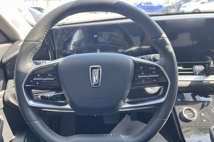 Used Bestune B70 2023 3rd Generation 1.5T Automatic Enjoyment Version 70th Anniversary Edition