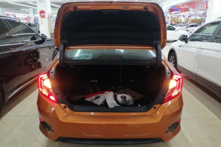 Used Honda Civic 2016 220TURBO CVT Prestige Edition
