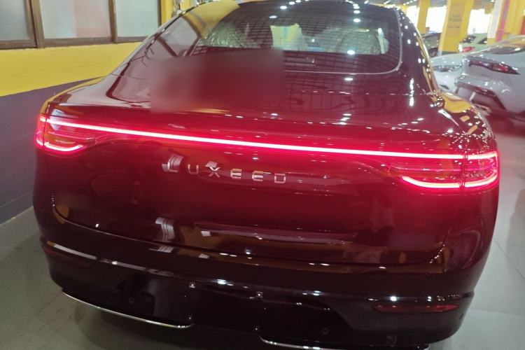 Used Hima Luxeed S7 2024 Pro Model
