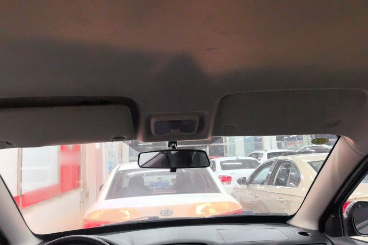 Used Dongfeng Fengon 330 2019 1.5L Manual Practical II China VI
