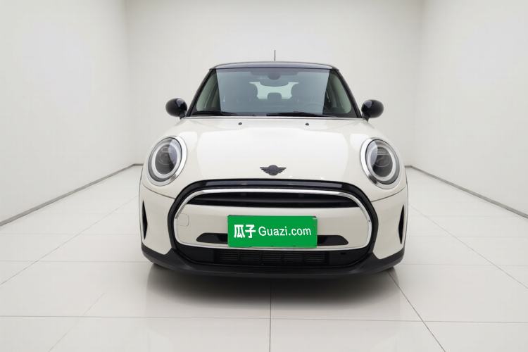Used  MINI 2023 Updated 1.5T COOPER Artist Five-Door Edition
