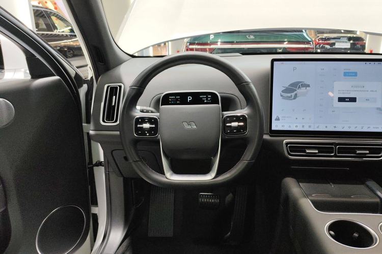 Used Li Auto L7 2023 Pro Model
