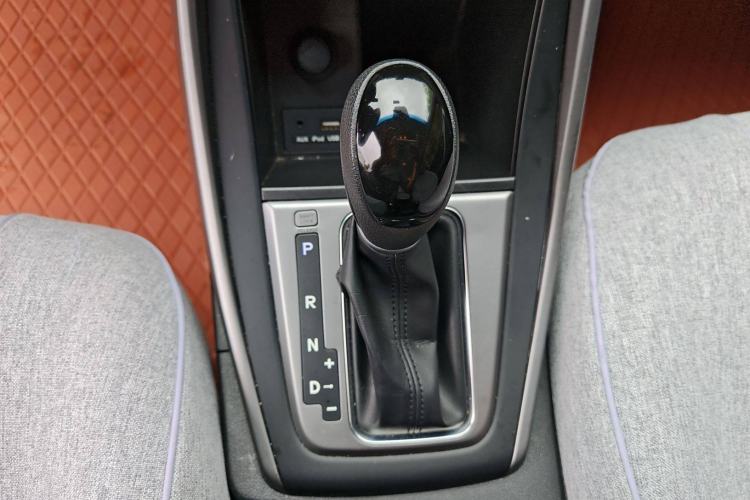 Used Hyundai Elantra 2016 1.6L Automatic Smart Version