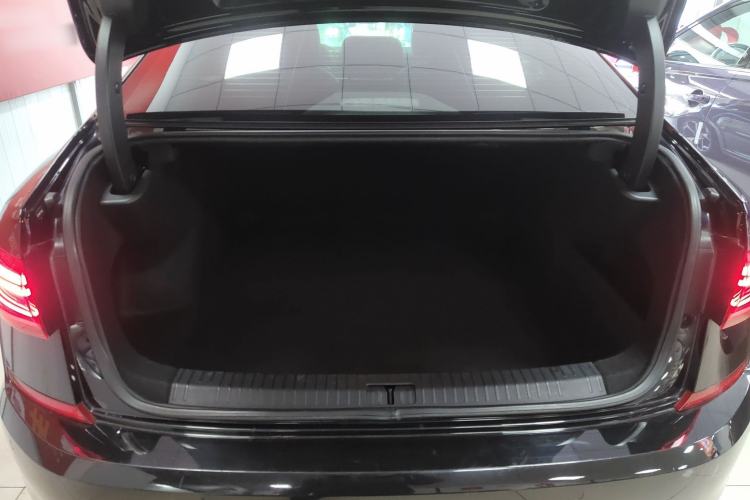 Used Volkswagen Passat 2023 330TSI Starry Luxury Edition
