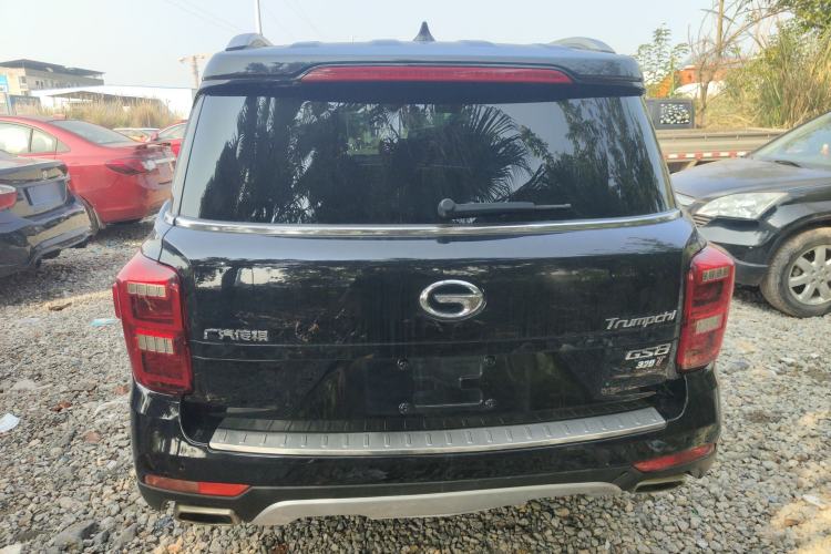 Used GAC Trumpchi GS8 2017 320T Two-Wheel Drive Luxury Smart Connectivity Version (7 Seats)