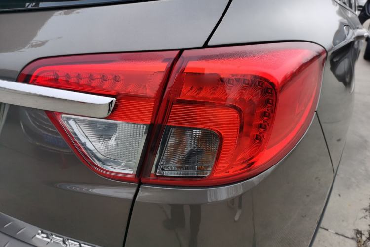 Used Buick Envision 2017 20T Two-Wheel Drive Luxury Model