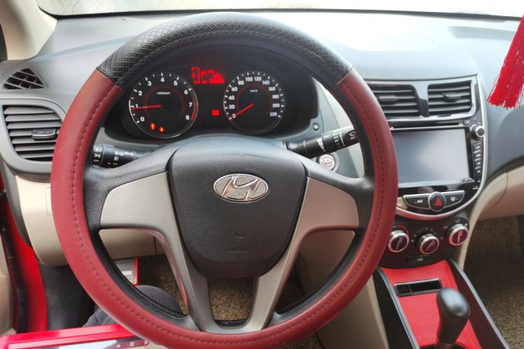 Used Hyundai Verna 2014 1.4L Automatic Leading-Edge GLX
