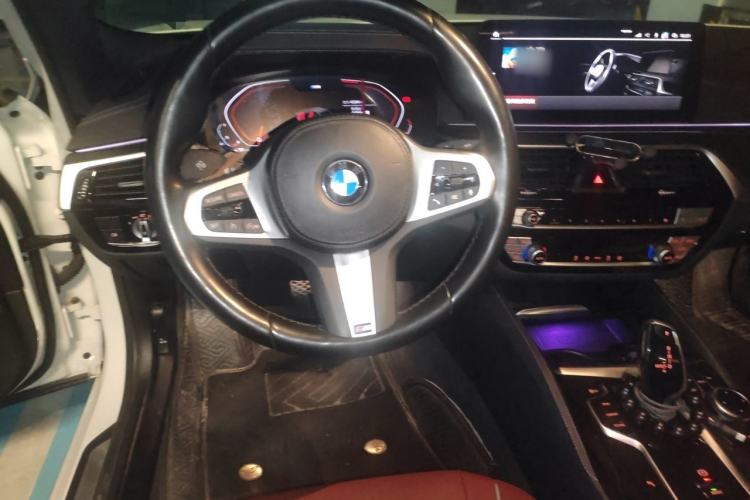 Used BMW 5 Series 2022 Restyled 525Li M Sport Package
