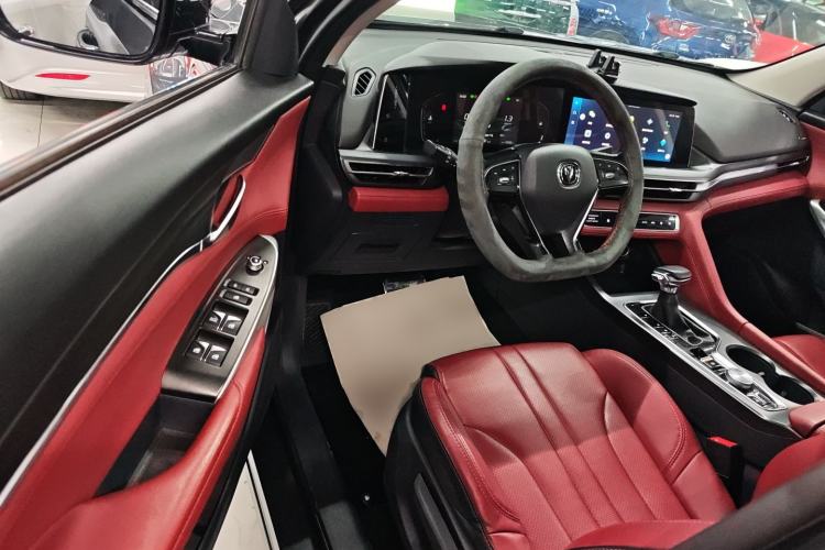 Used Changan CS75 PLUS 2021 1.5T Automatic Pioneer Model
