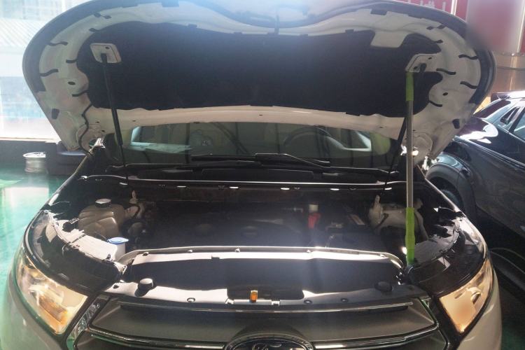 Used Ford Edge 2016 EcoBoost 245 Two-Wheel-Drive Titanium 5-Seater
