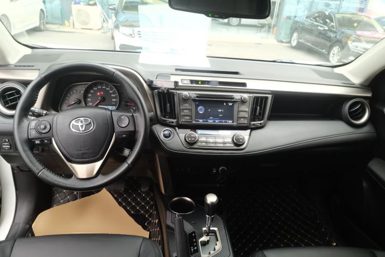 Used Toyota RAV4 2013 2.5L Automatic 4x4 Elite Edition
