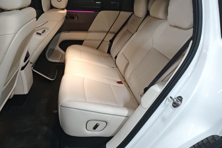 Used Li Auto Li Auto i6 2025 Model Two-Wheel-Drive Standard Type
