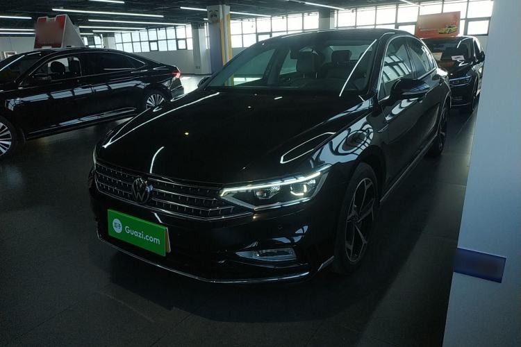 Used Volkswagen Magotan 2023 2 Million Units Commemorative Edition 330TSI DSG Luxury Version