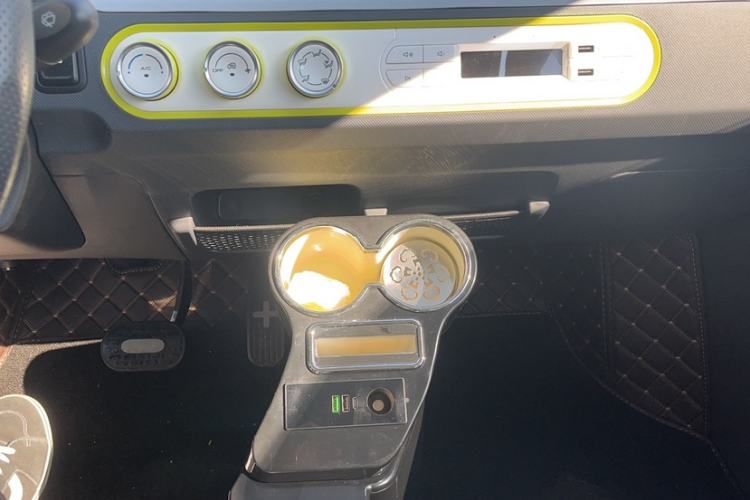 Used Wuling Hongguang MINIEV 2022 Macaron Colorful Edition Lithium-Ion Battery
