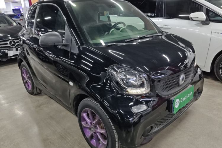 Used  fortwo 2015 1.0L 52 kW hardtop Dynamic version
