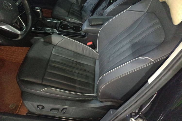 Used Volkswagen Passat 2022 330TSI Starry Elite Edition
