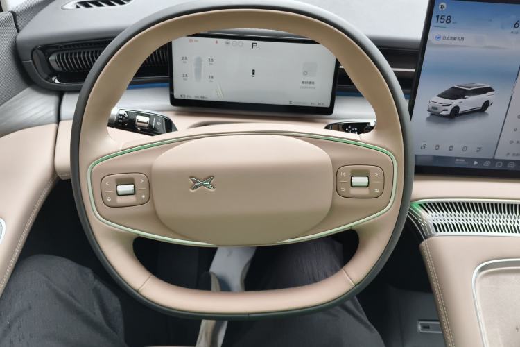 Used XPeng X9 2025 740 Ultra-Long Range Max
