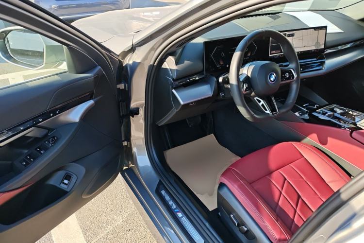 Used BMW i5 2024 eDrive 35L M Sport Package
