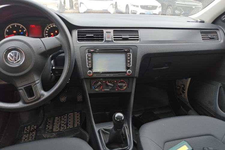 Used Volkswagen Santana 2013 1.4L Manual Fashion Edition