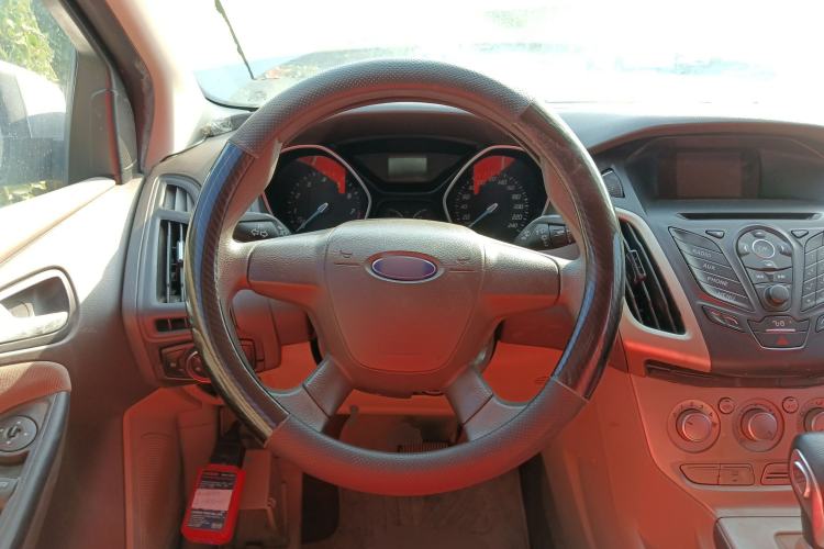 Used Ford Focus 2012 Sedan 1.6L Automatic Comfort Model
