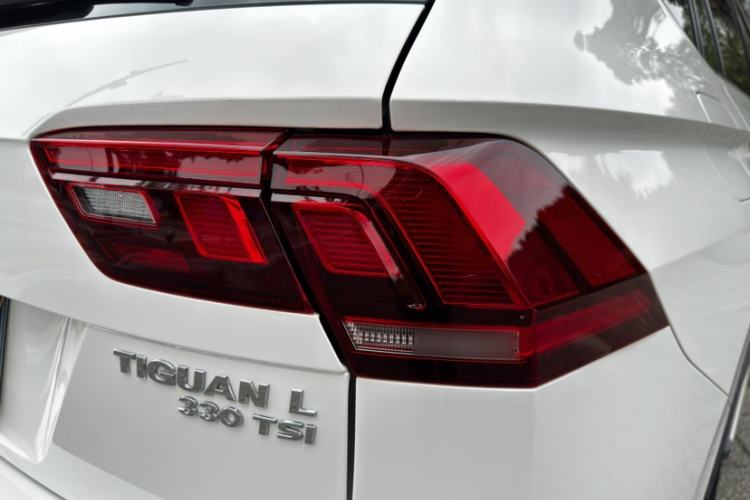 Used Volkswagen Tiguan L 2019 Updated Version 330TSI Automatic Two-Wheel Drive Panoramic Comfort Edition China VI Standard