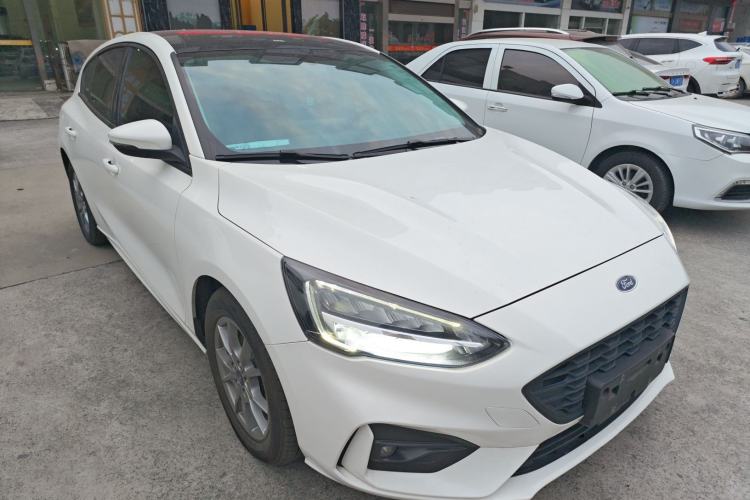 Used Ford Focus 2021 Hatchback EcoBoost 180 Automatic Titanium Edition
