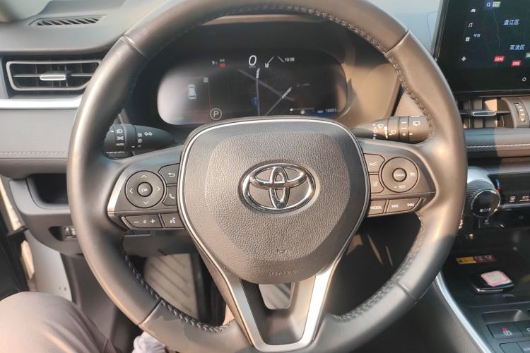 Used Toyota RAV4 2023 Dual-Engine 2.5L E-CVT Two-Wheel Drive Elite Plus Edition
