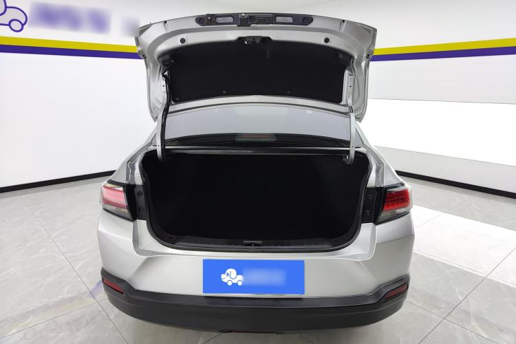 Used Venucia D60 2019 100 000 Honor 1.6L XL CVT Chenku Edition China VI Standard
