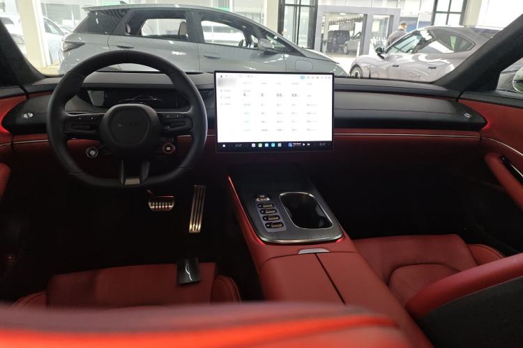 Used  SU7 2024 Four-Wheel Drive Ultra-Long Range Advanced Intelligent Driving Max Edition
